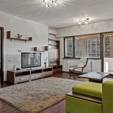 Grozavesti, Orhideea